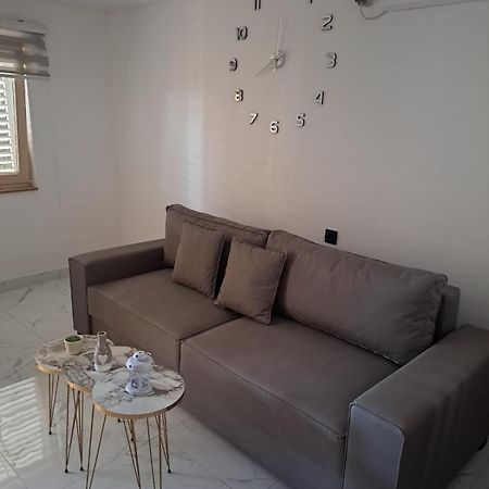 Apartmani Ana Tribunj  Ngoại thất bức ảnh
